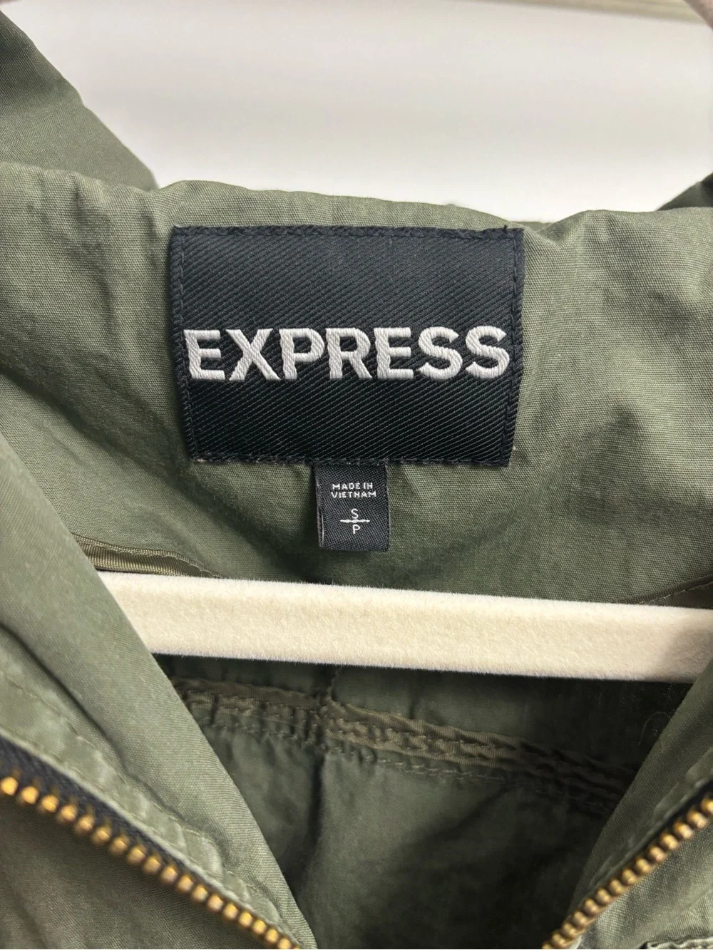 Express Jacket - Picture 3 of 6